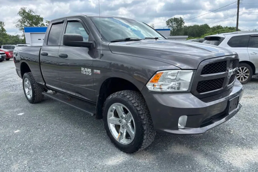 2015 Ram 1500 Tradesman photo 1