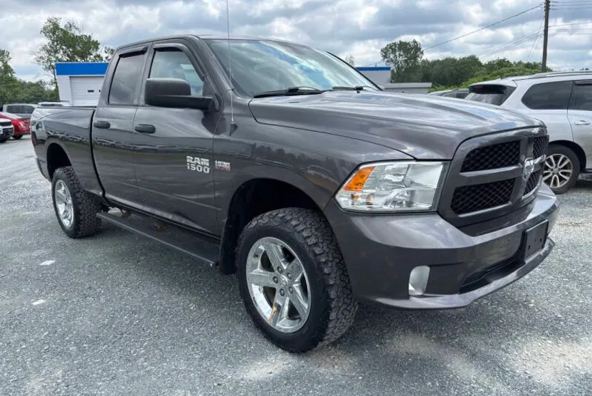 2015 Ram 1500 Tradesman photo 1