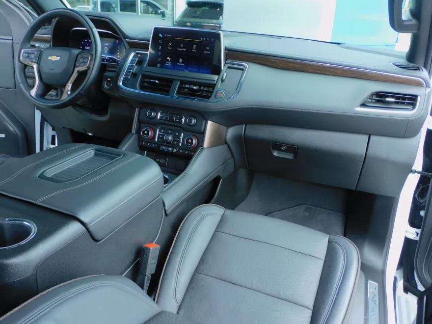 2024 Chevrolet Tahoe High Country photo 1