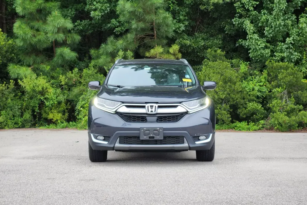 2019 Honda CR-V Touring photo 1