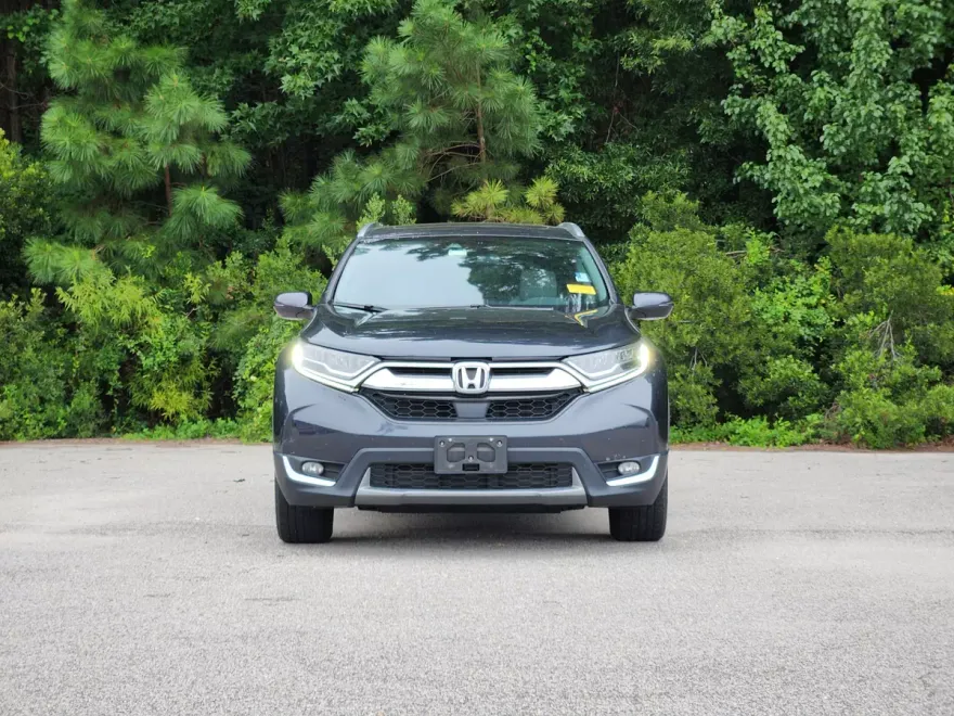 2019 Honda CR-V Touring photo 1