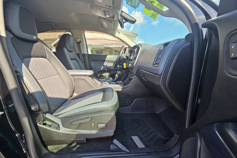 2018 Chevrolet Colorado Z71 photo 1