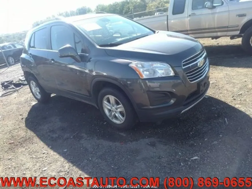 2016 Chevrolet Trax LT photo 1