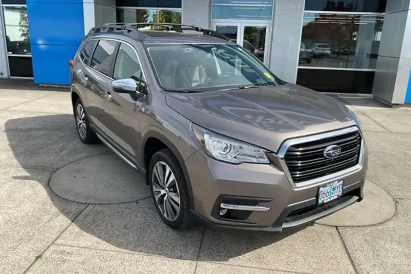 2021 Subaru Ascent Touring photo 1