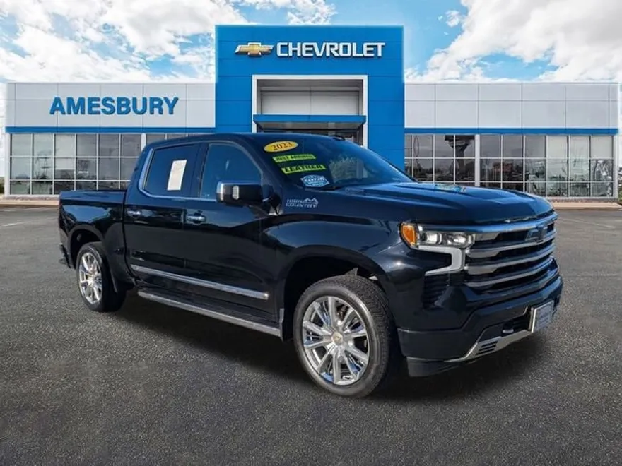 2023 Chevrolet Silverado 1500 High Country photo 1