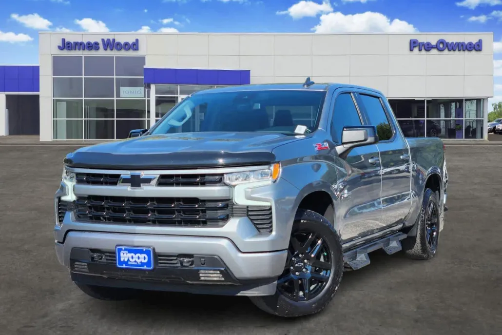 2023 Chevrolet Silverado 1500 RST photo 1