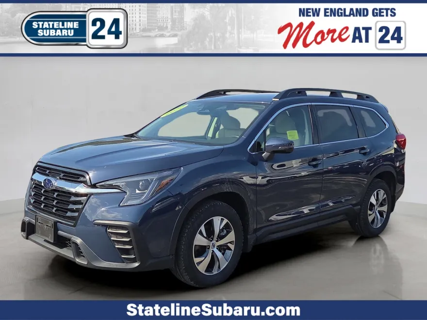 2023 Subaru Ascent Premium photo 1