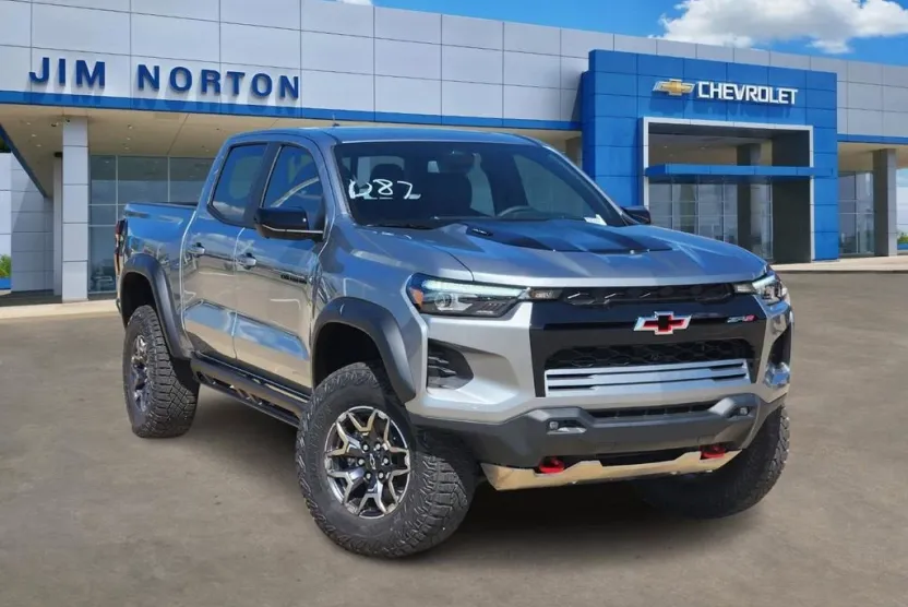 2026 Chevrolet Colorado ZR2 photo 1