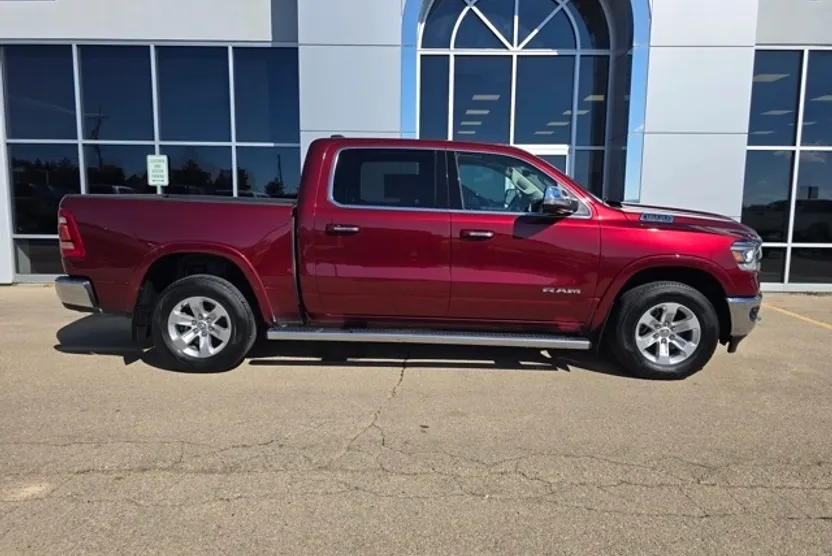 2022 Ram 1500 Laramie photo 1