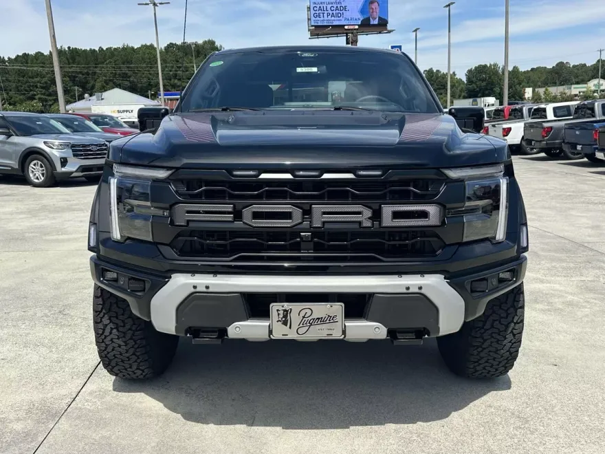 2025 Ford F-150 Raptor photo 1
