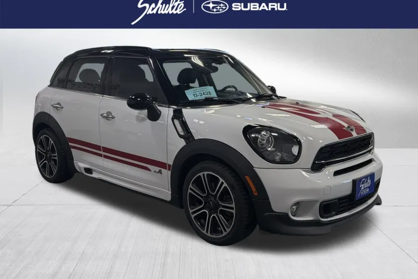2016 Mini Countryman S ALL4 photo 1