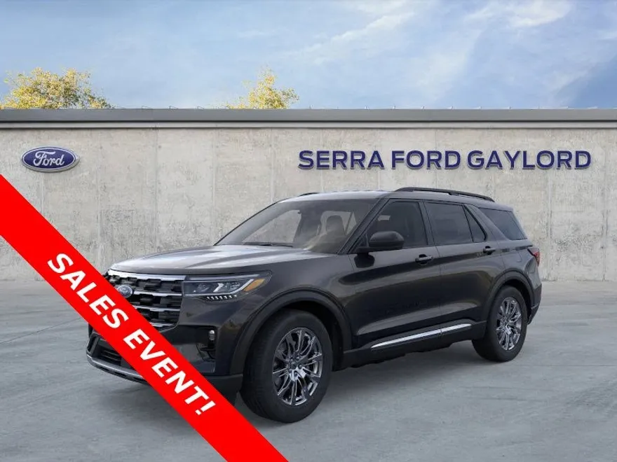 2025 Ford Explorer photo 1