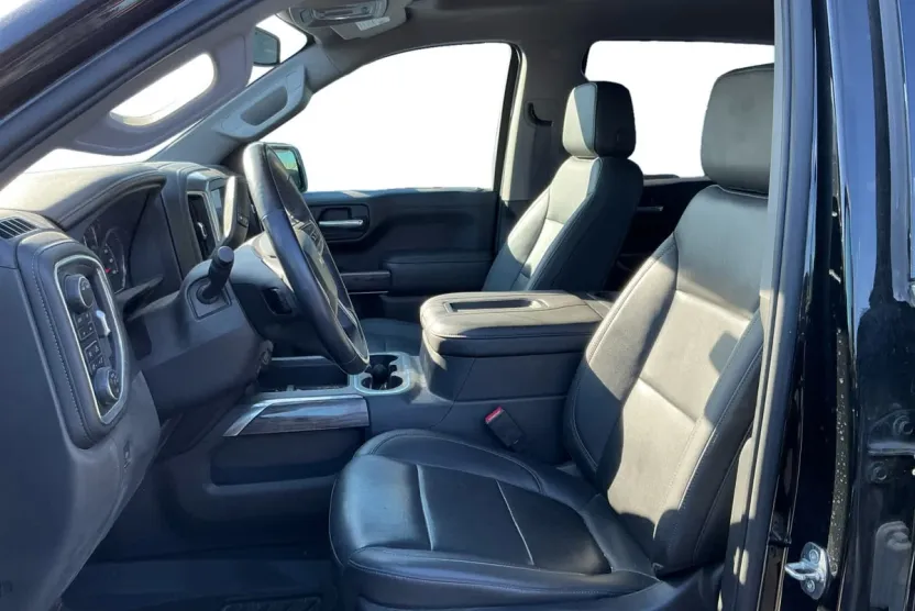 2022 Chevrolet Silverado 1500 LTZ photo 1