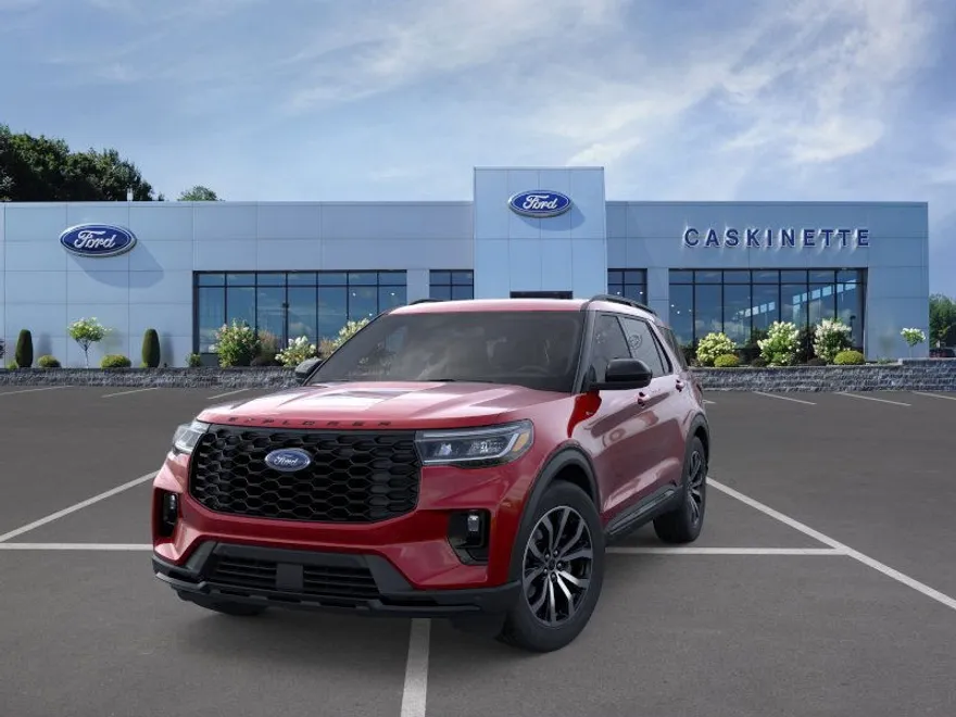 2025 Ford Explorer ST-Line photo 1