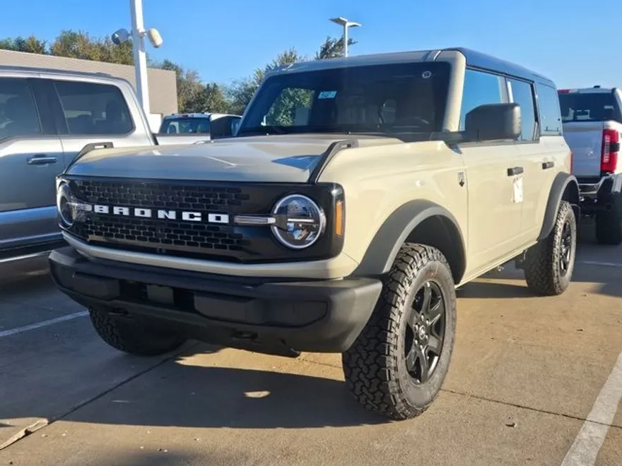 2025 Ford Bronco Big Bend photo 1