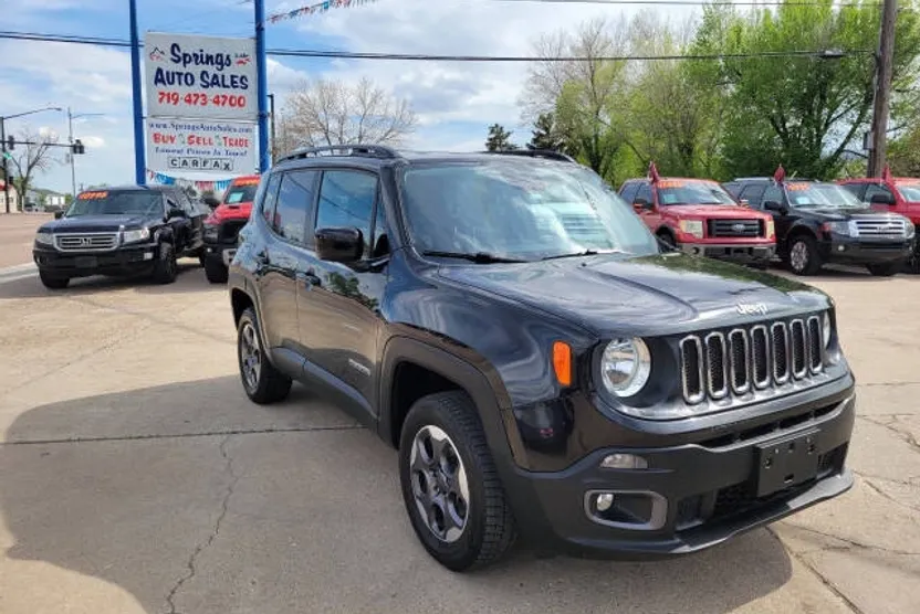 2016 Jeep Renegade Latitude photo 1