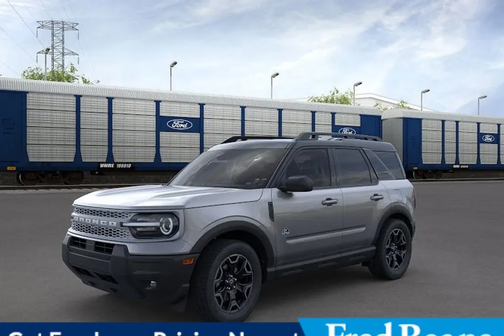 2025 Ford Bronco Sport Outer Banks photo 1