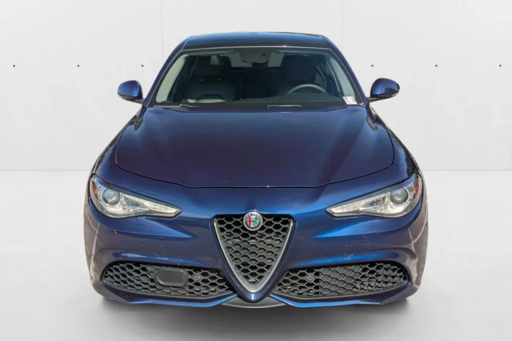 2019 Alfa Romeo Giulia Ti Sport photo 1