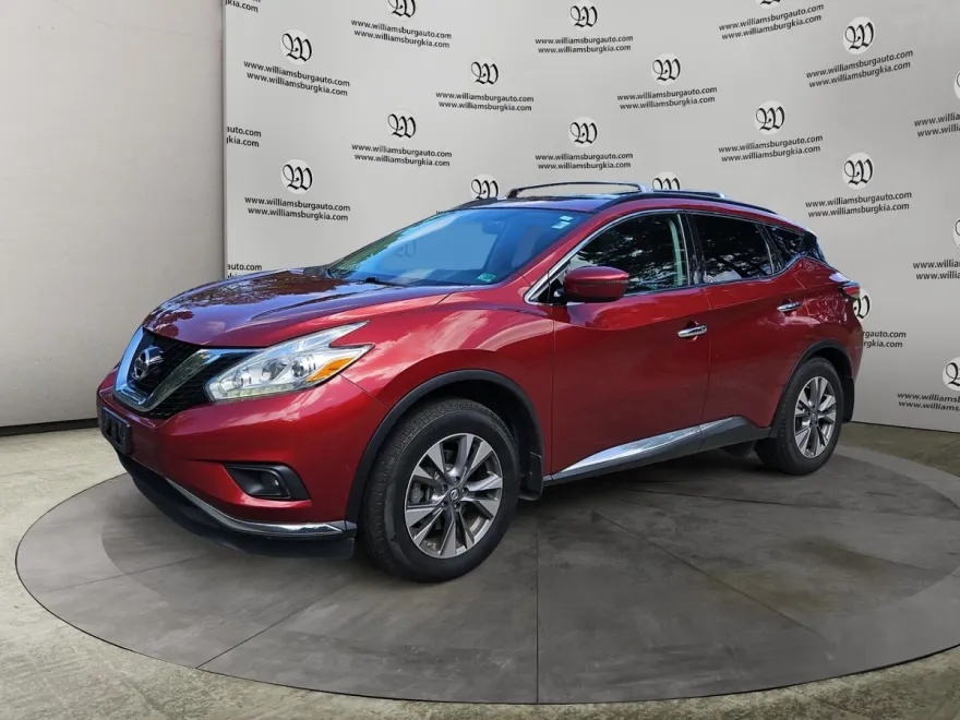 2016 Nissan Murano SV photo 1