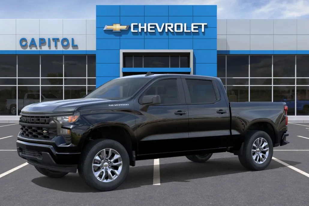 2026 Chevrolet Silverado 1500 Custom photo 1