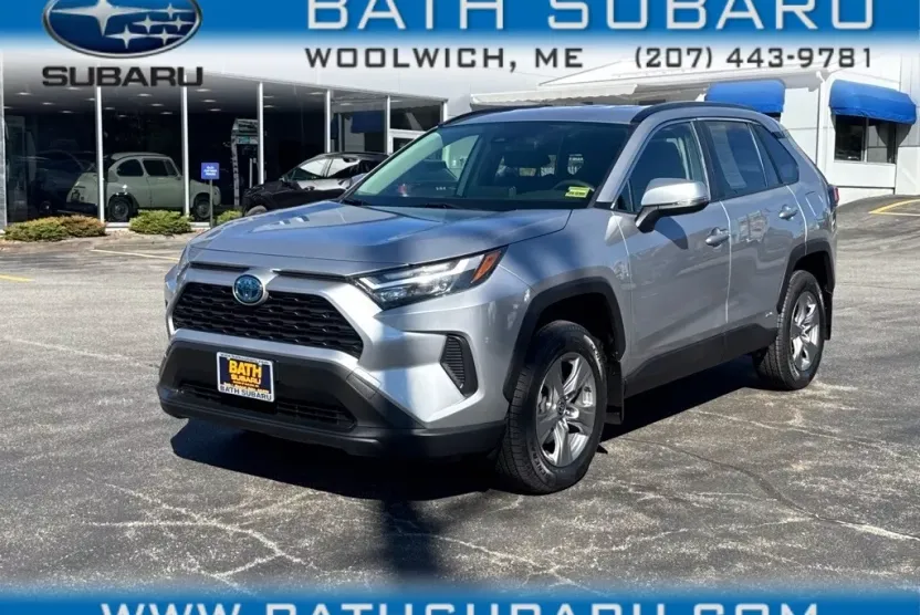 2023 Toyota RAV4 Hybrid LE photo 1