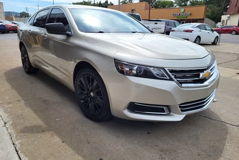 2014 Chevrolet Impala LS photo 1