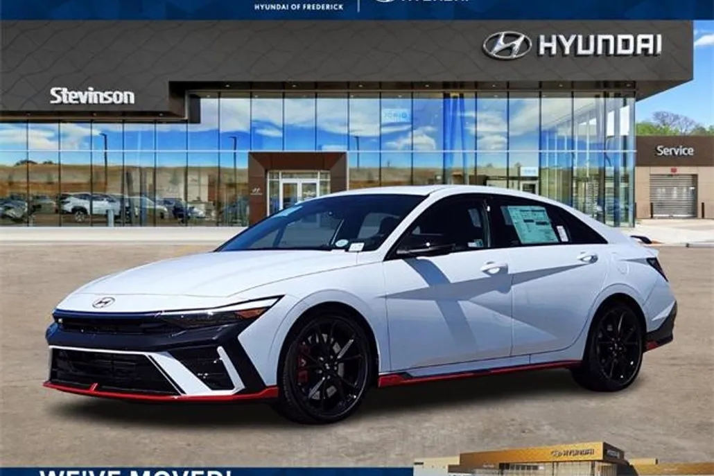 2025 Hyundai Elantra N photo 1