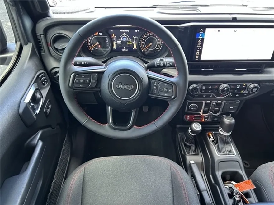 2024 Jeep Wrangler Rubicon photo 1