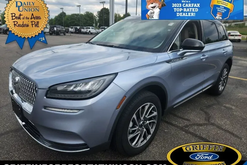 2022 Lincoln Corsair Standard photo 1