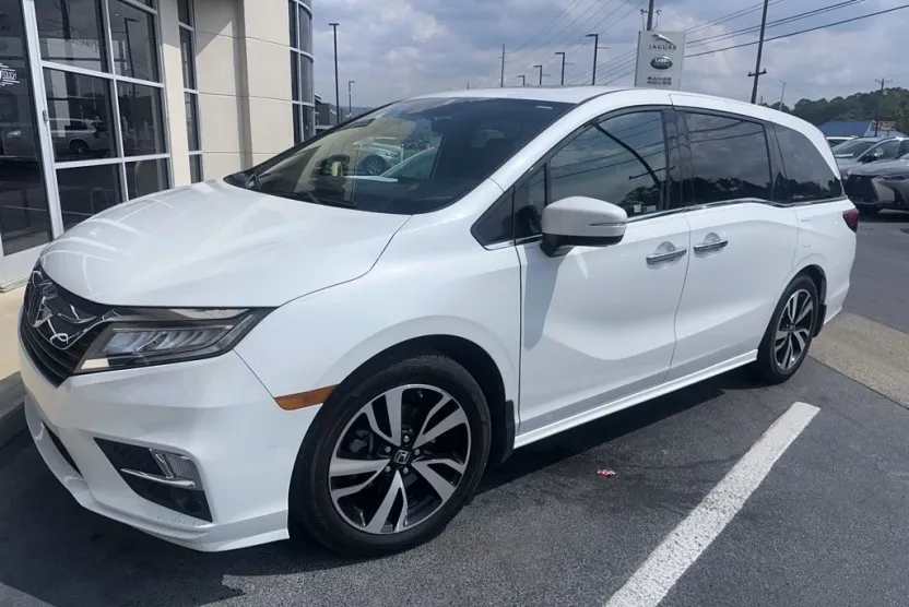 2020 Honda Odyssey Elite photo 1