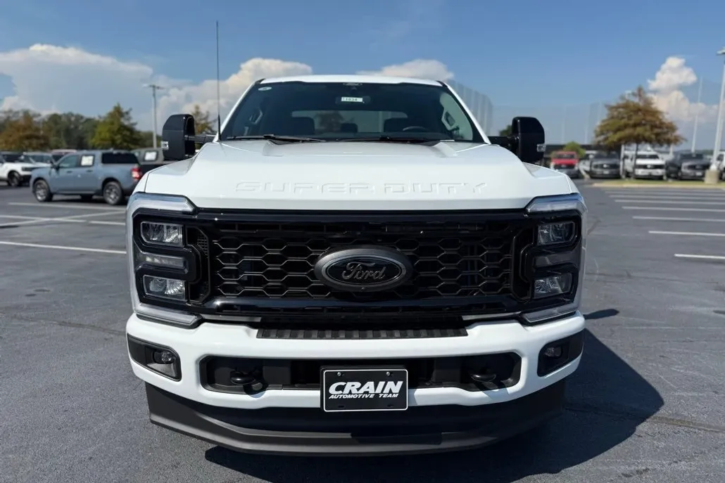 2026 Ford F-250 photo 1