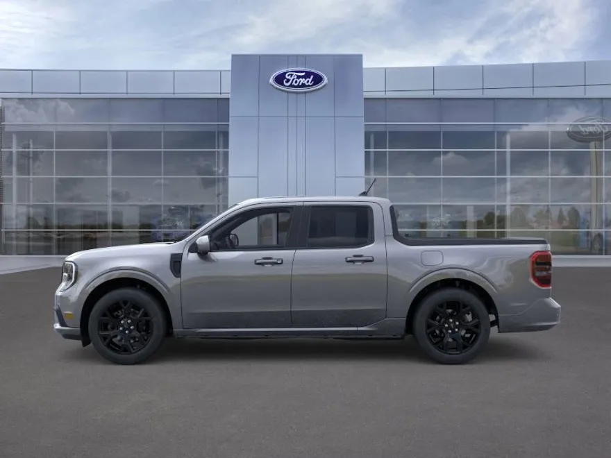 2025 Ford Maverick photo 1