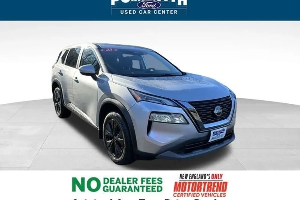 2023 Nissan Rogue SV photo 1