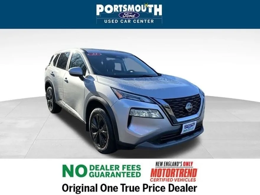 2023 Nissan Rogue SV photo 1