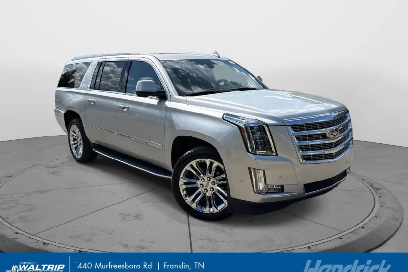 2019 Cadillac Escalade ESV Luxury photo 1