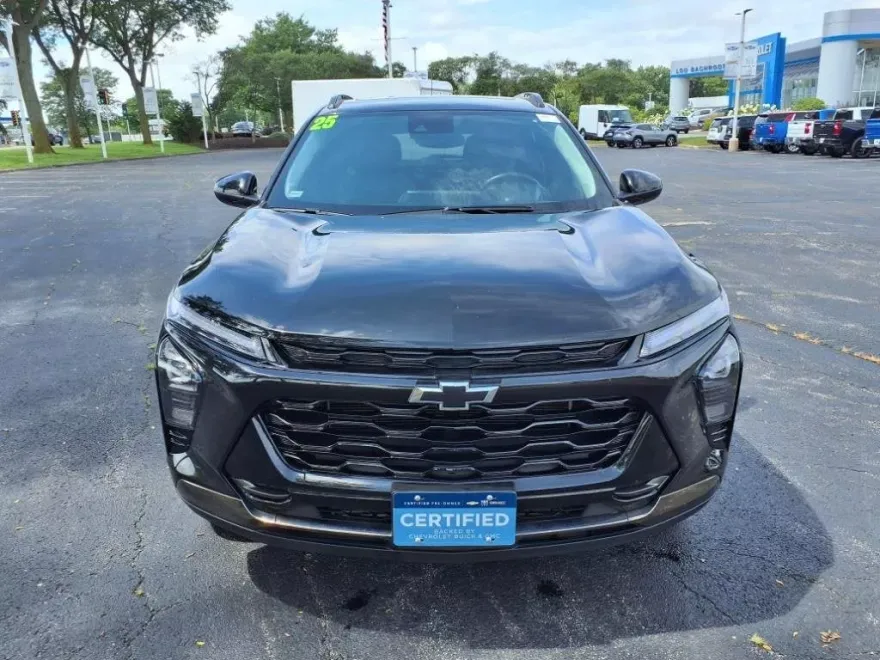 2025 Chevrolet Trax ACTIV photo 1