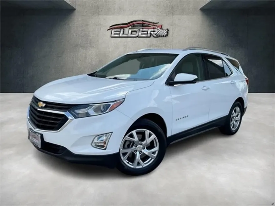 2020 Chevrolet Equinox LT photo 1