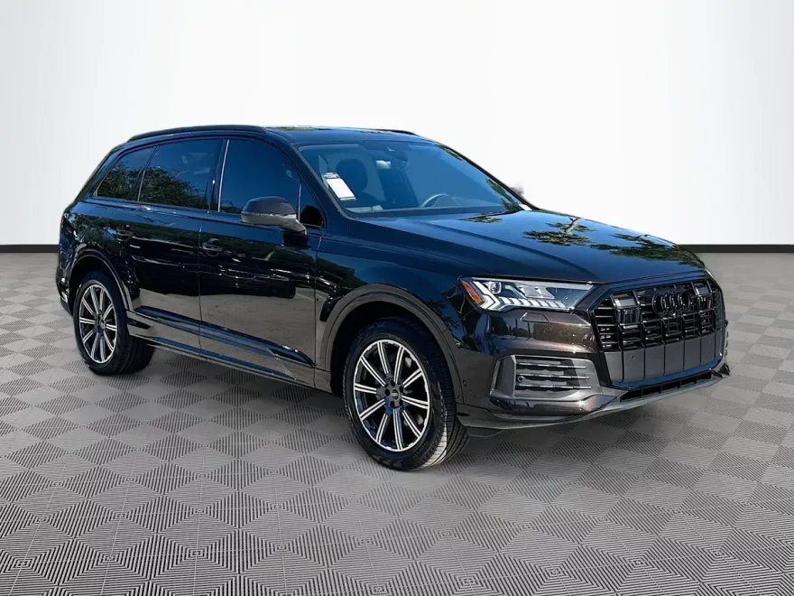 2024 Audi Q7 Premium Plus photo 1