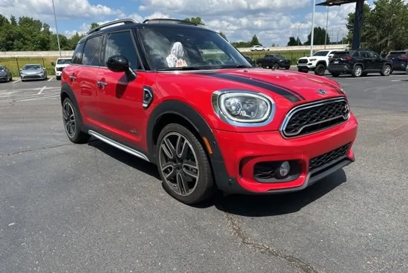 2017 Mini Countryman S ALL4 photo 1