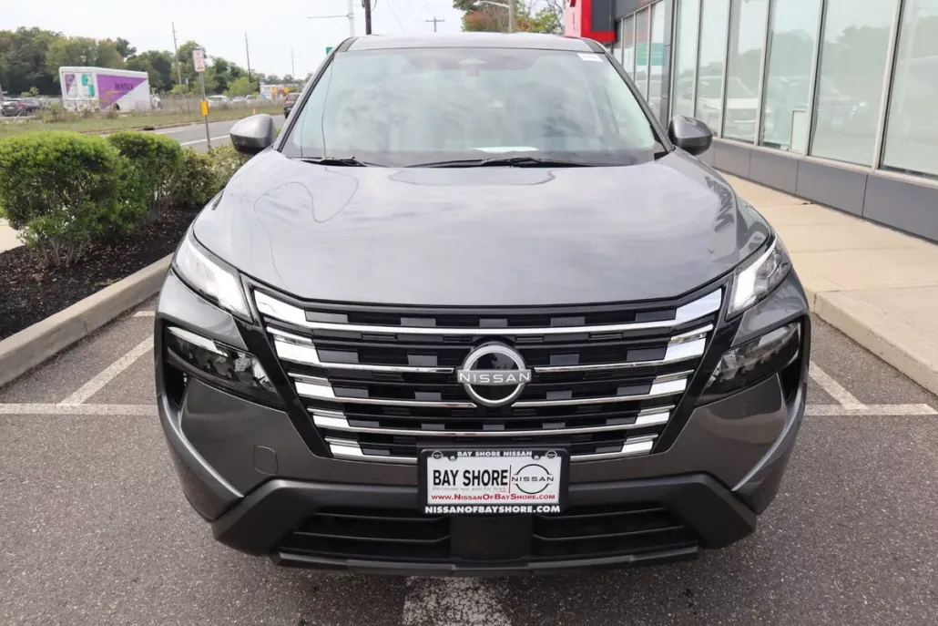 2026 Nissan Rogue SV photo 1