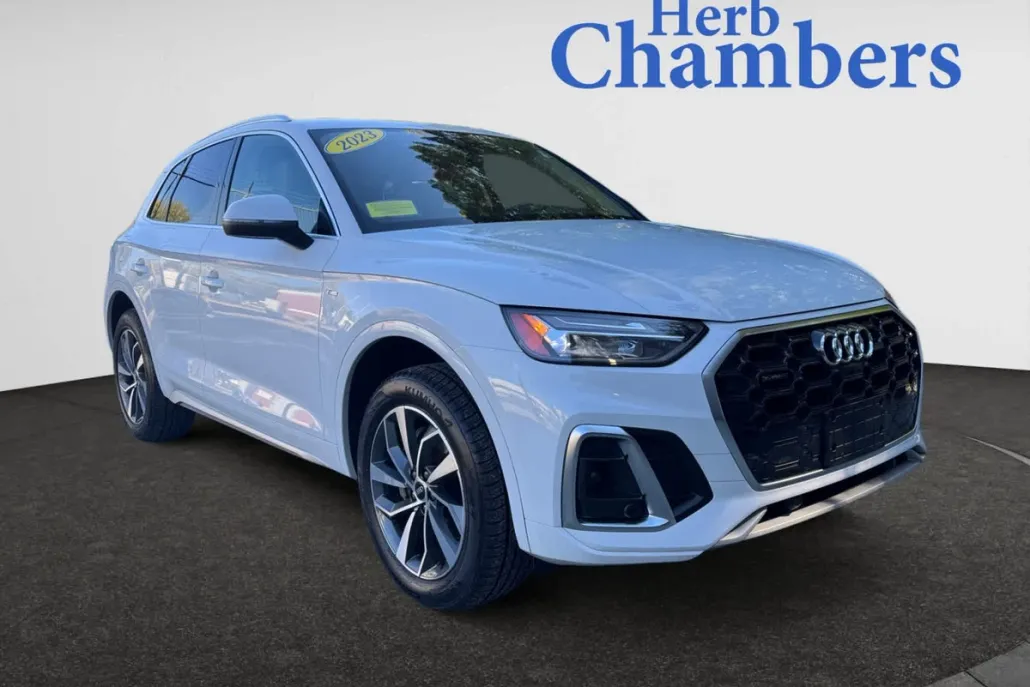2023 Audi Q5 S line Premium Plus photo 1