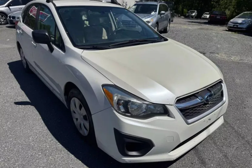 2012 Subaru Impreza 2.0i photo 1