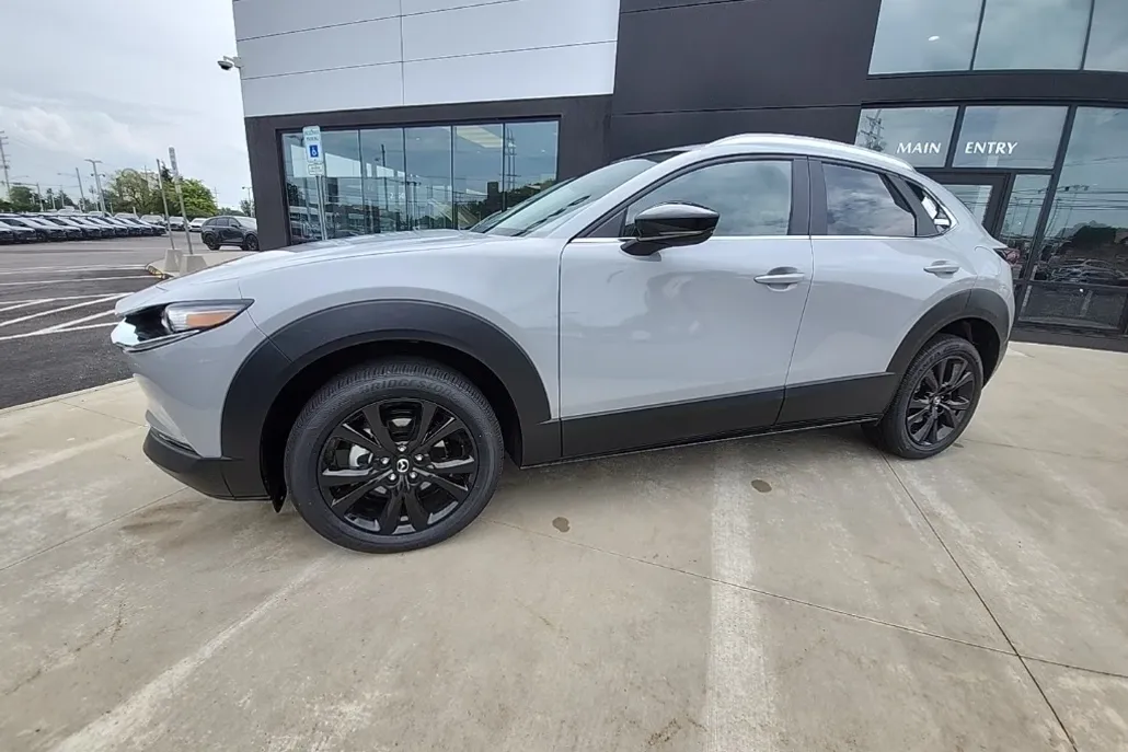 2025 Mazda CX-30 2.5 Select Sport photo 1