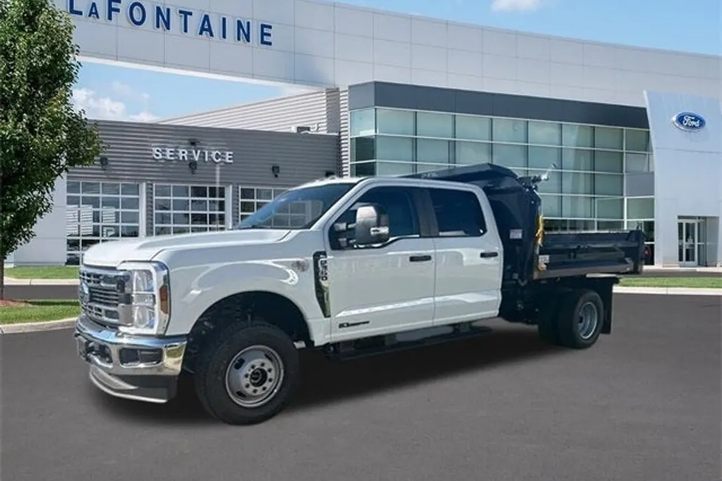 2024 Ford F-350 photo 1