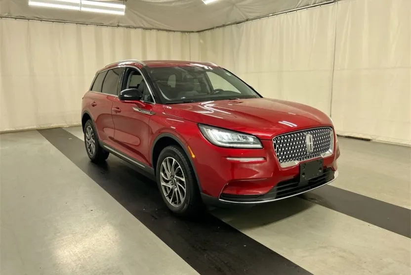 2022 Lincoln Corsair Standard photo 1