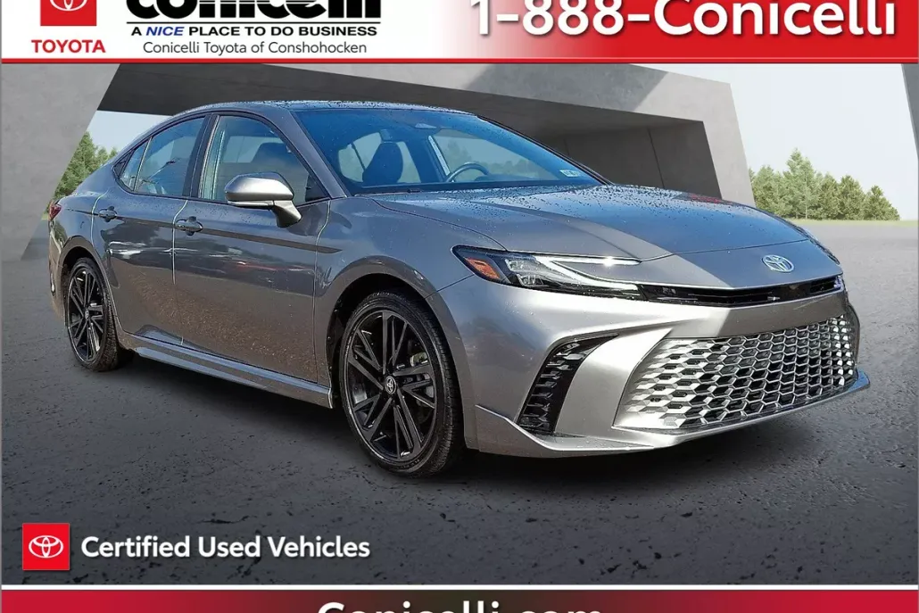 2025 Toyota Camry XSE photo 1