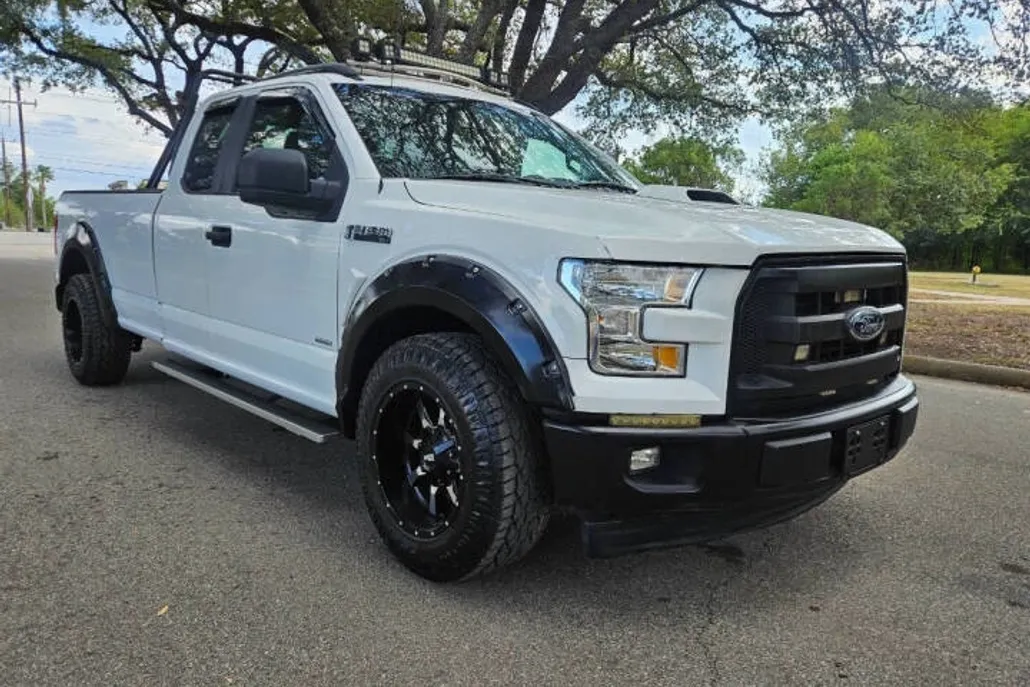 2016 Ford F-150 XL photo 1