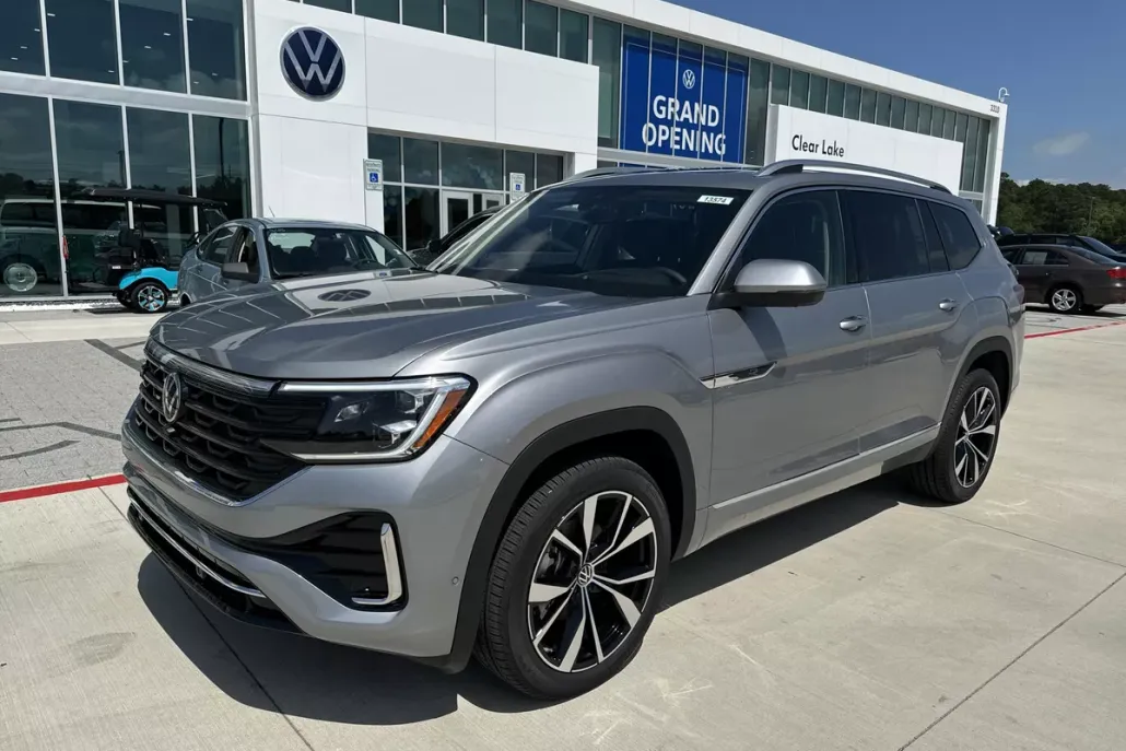 2025 Volkswagen Atlas SEL Premium R-Line photo 1