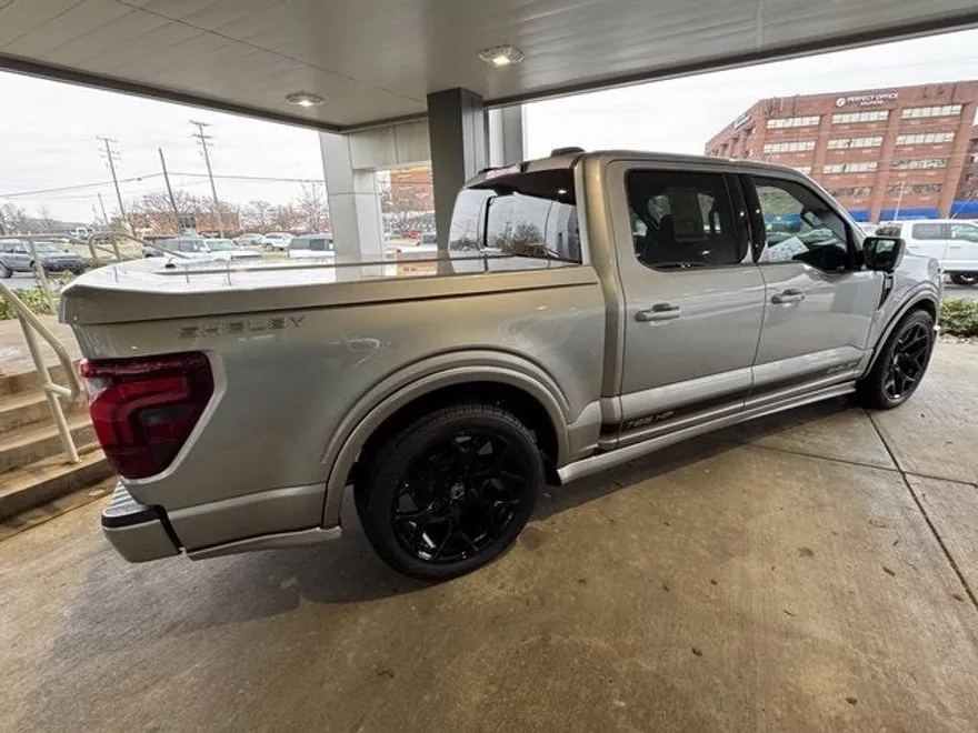 2024 Ford F-150 Lariat photo 1