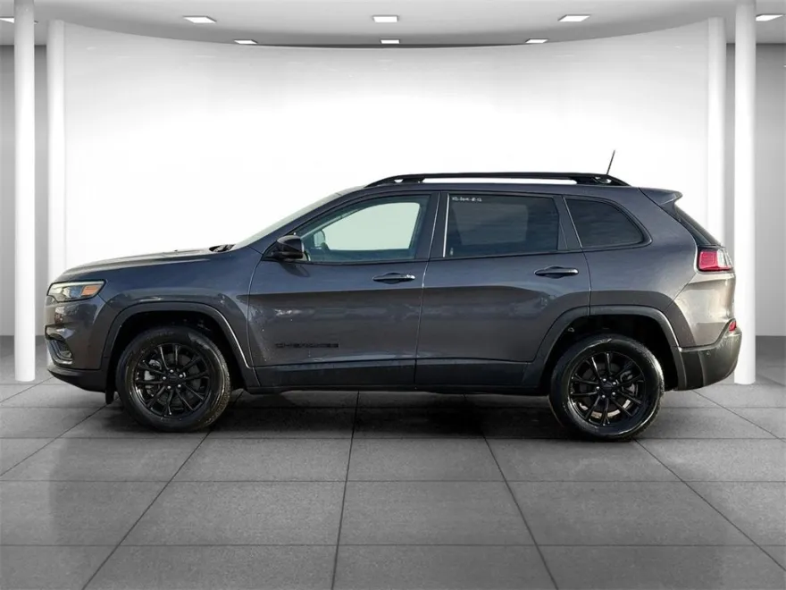 2023 Jeep Cherokee Altitude Lux photo 1